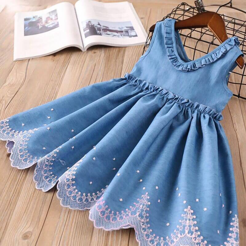 Girls's Sleeveless Princess Dress with Appliques